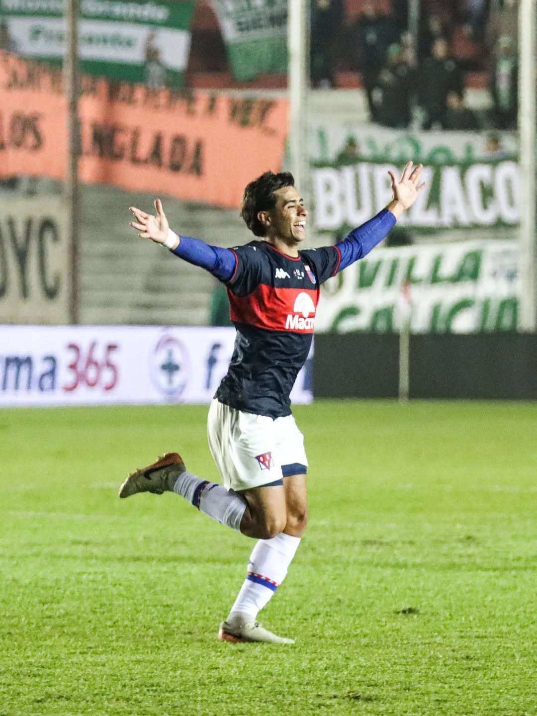 Copa Argentina: Tigre venció 2-0 a Banfield y avanzó a octavos con autoridad
