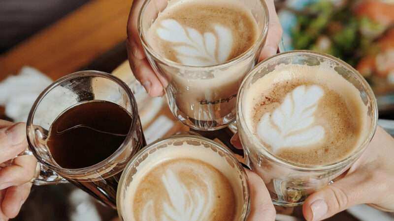Día de las Cafeterías en Escobar: se amplía el horario para disfrutar las promociones durante todo el viernes