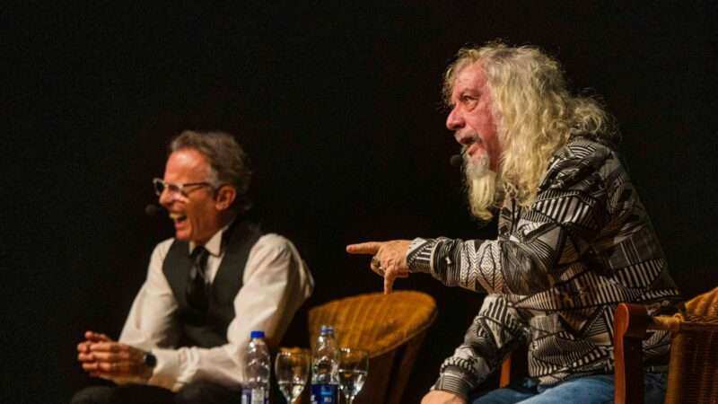 Diego Capusotto y Mauricio Dayub se lucieron en el Teatro Otamendi de San Fernando