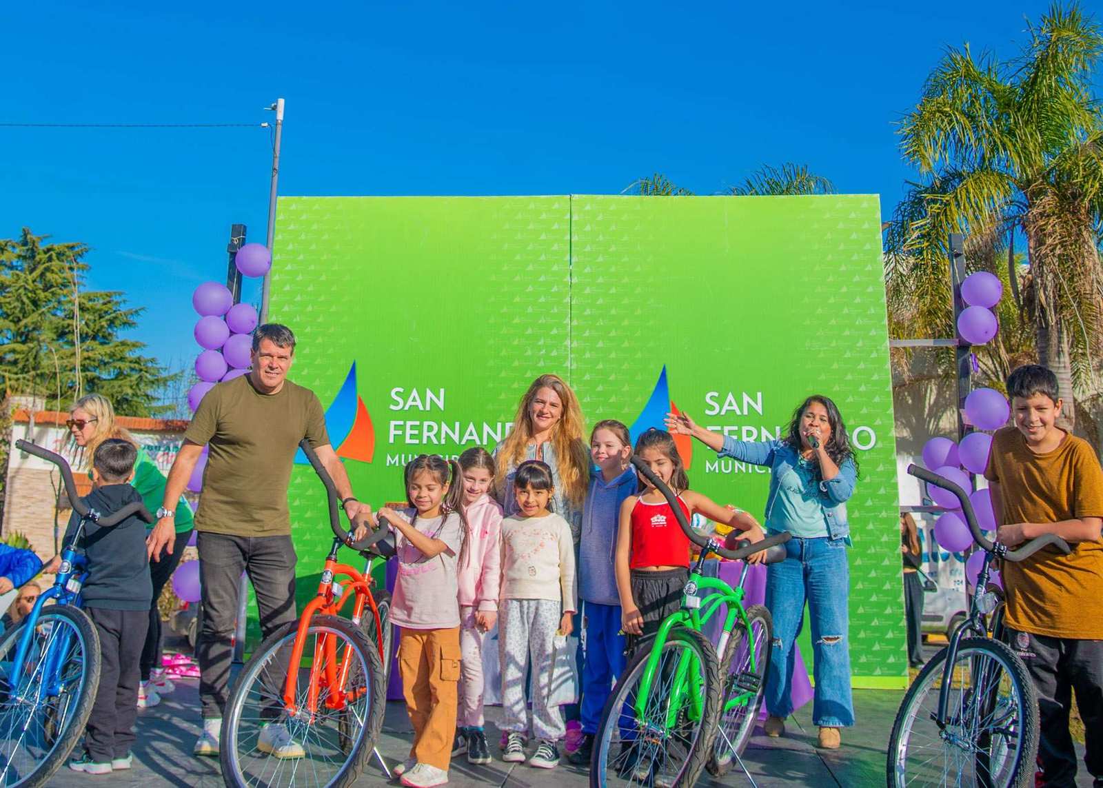 Eva Andreotti acompañó el inicio del ‘Mes de lasInfancias’ en las plazas de San Fernando