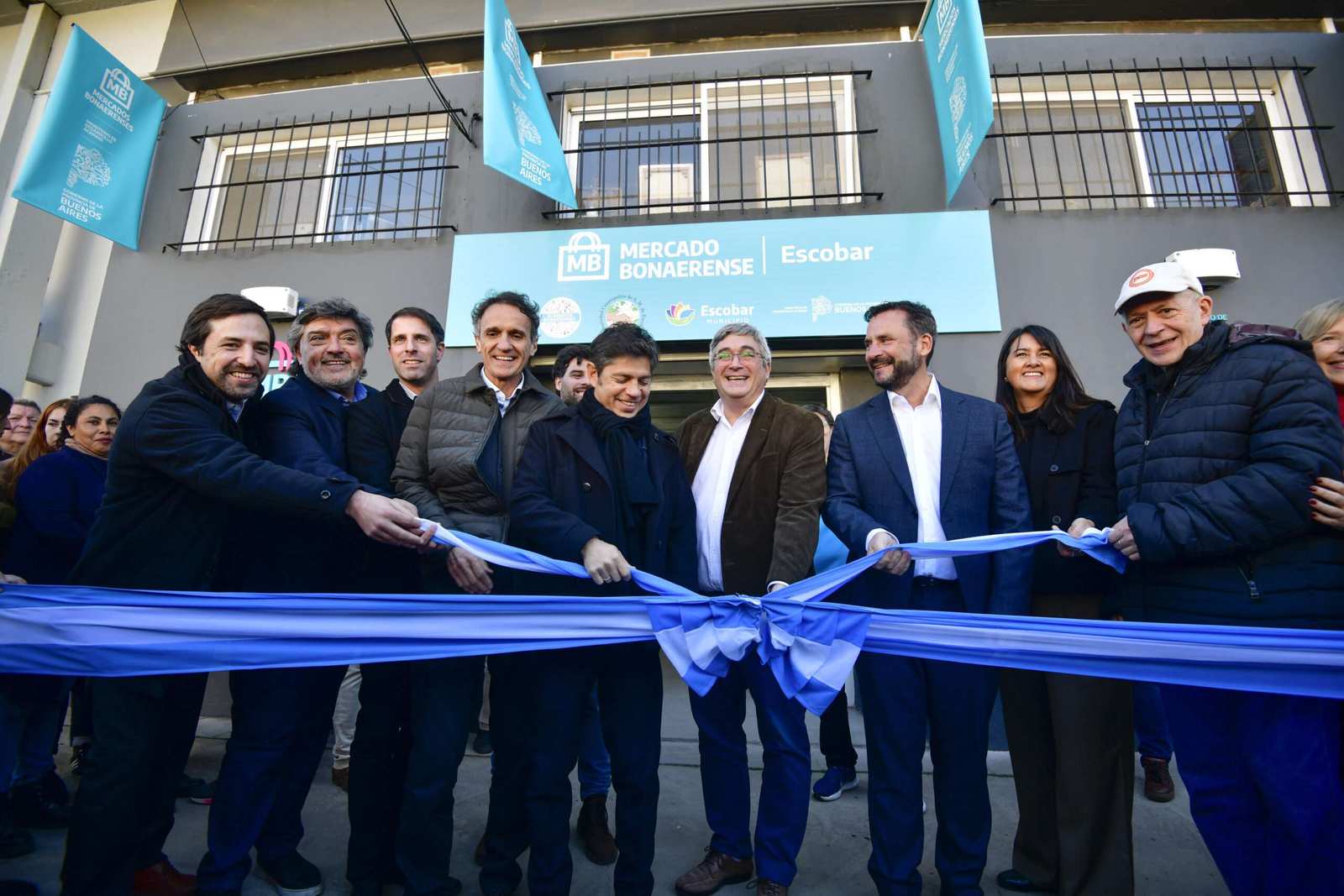 Sujarchuk y Kicillof inauguraron el Mercado Bonaerense Fijo y supervisaron el avance del nuevo Centro Médico de Alta Complejidad en Escobar