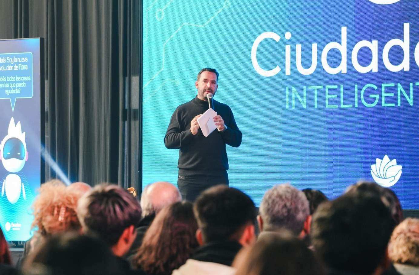 “Mañana es hoy”: Sujarchuk publicó un libro sobre IA y es elegido uno de los 30 alcaldes más innovadores de América Latina