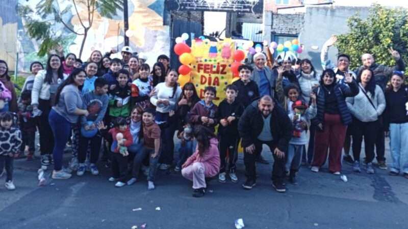 Gran festejo del Día de las Infancias en Barrio La Loma: juegos, regalos y alegría en un día a pura diversión