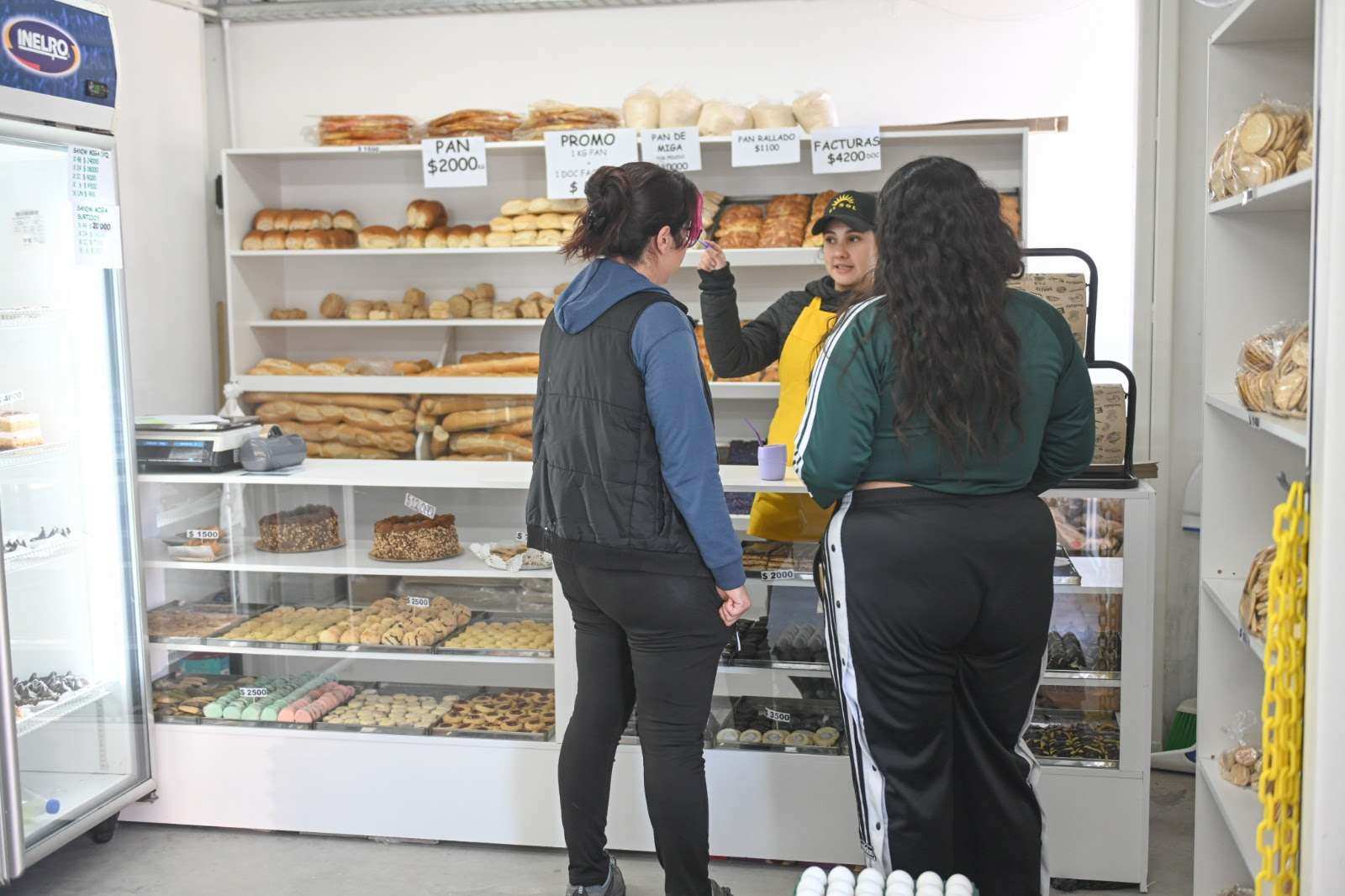 Maple de huevos a $6000 y kilo de asado a $7800: ofertas y descuentos del nuevo Mercado Bonaerense en Escobar