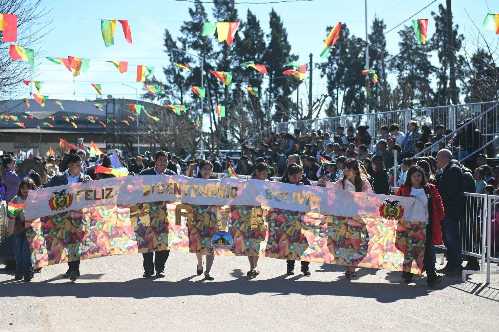 Escobar celebró el Bicentenario de la independencia del Estado Plurinacional de Bolivia
