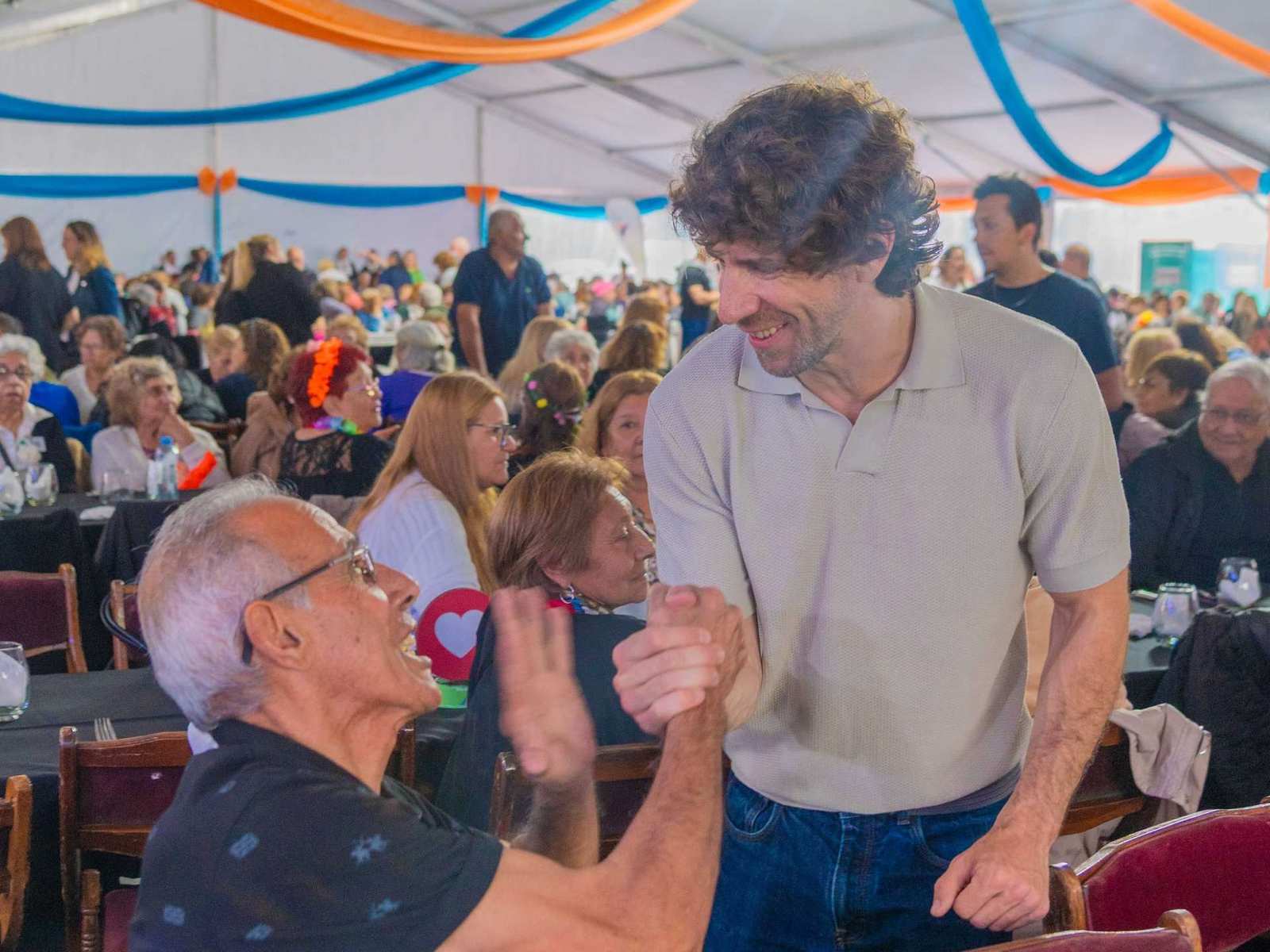 Juan Andreotti compartió el gran festejo del Día del Jubilado de San Fernando