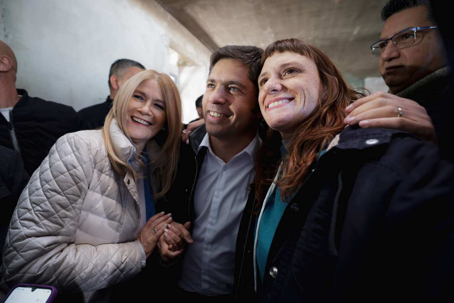 Kicillof y Magario recorrieron los avances de obras de infraestructura escolar en Lomas de Zamora