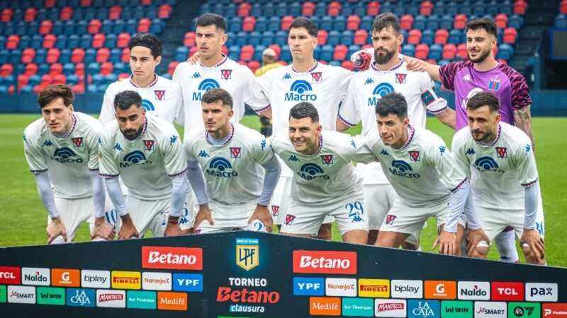 Tigre defendió la ventaja y festejó en Victoria