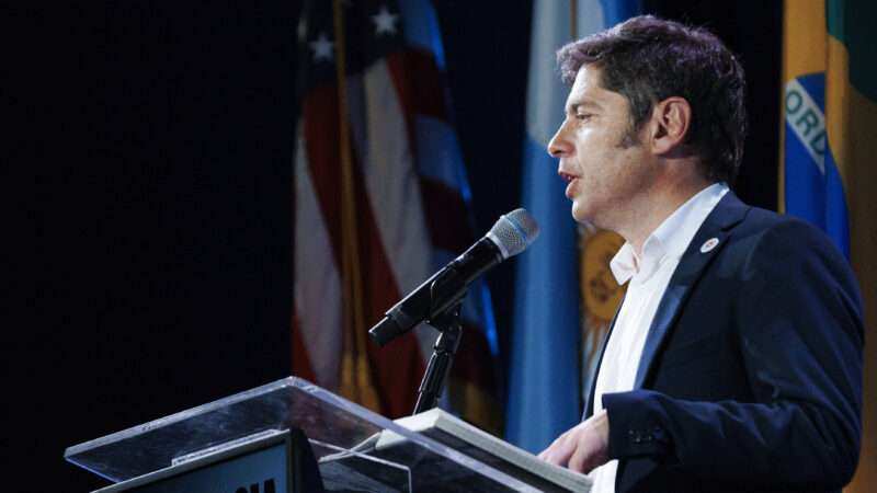 Kicillof participó de la jornada “Democracia siempre” en Nueva York