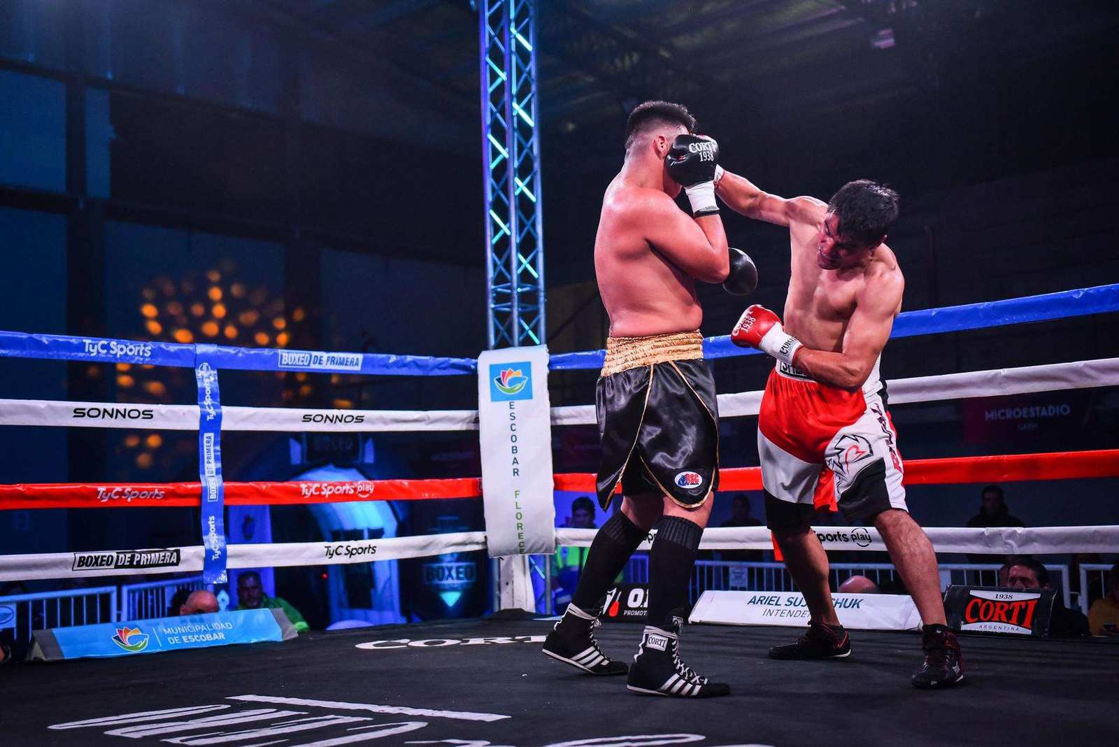 Noche de boxeo: el garinense Yacaré Benítez disputará el título argentino a beneficio del Hospital del Bicentenario