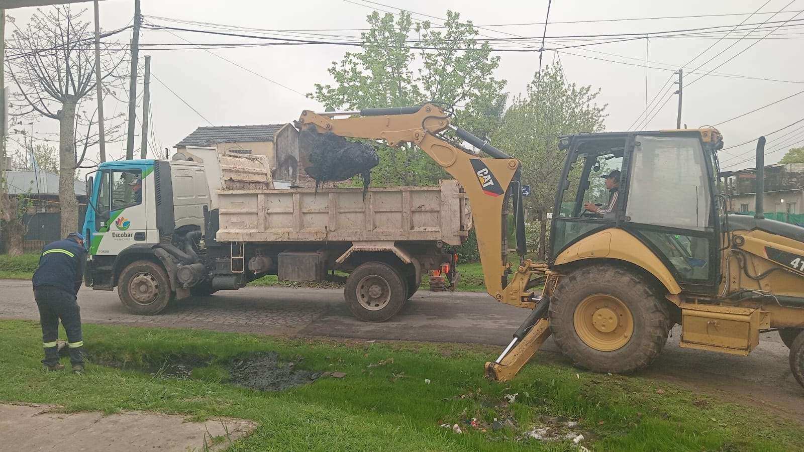 Tras el alerta meteorológico, el Municipio refuerza tareas de limpieza en todo el partido de Escobar