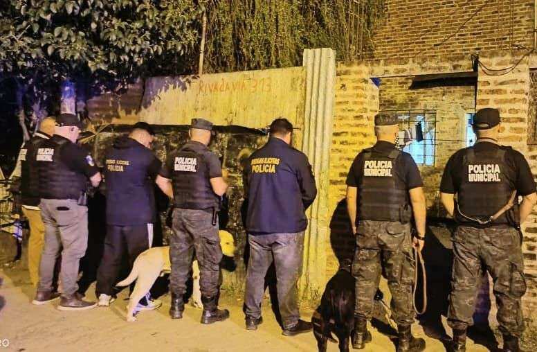 Importante Allanamiento Antidroga en Maquinista Savio: cuatro aprehendidos y un bunker desarticulado.