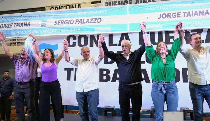 Unidad, fuerza y esperanza: La Bancaria reunió a trabajadores y candidatos en un acto contra el ajuste de Milei