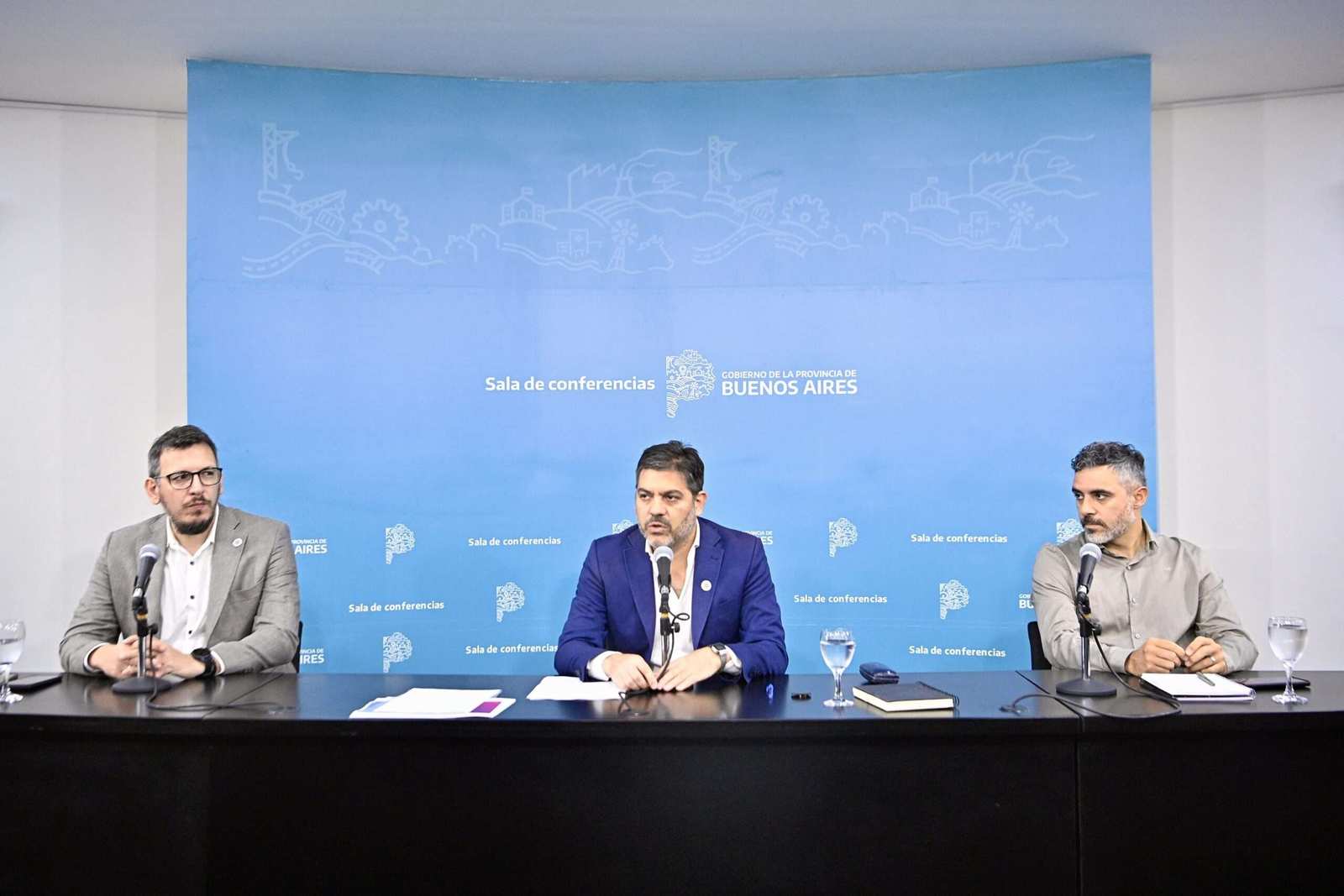 El Gobierno bonaerense refuerza obras, beneficios impositivos y medidas de apoyo productivo