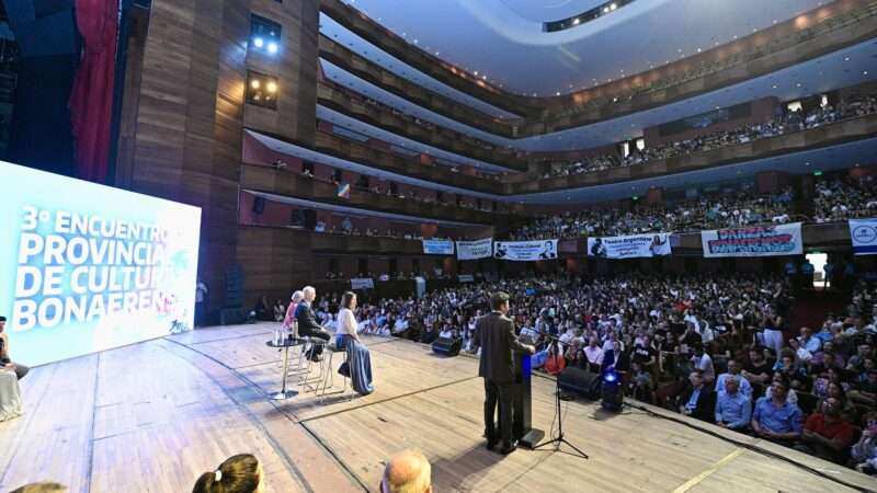 Kicillof dio inicio al 3º Encuentro Provincial de Cultura bonaerense