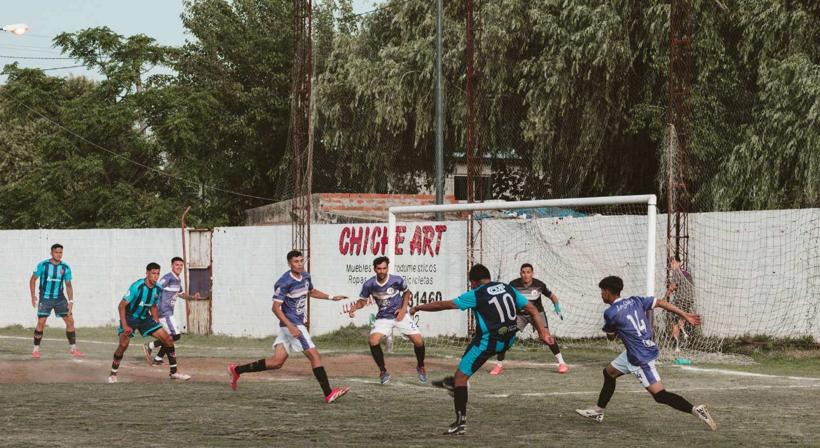 Atlético Escobar goleó a La Josefa FC y ahora espera a Monte Grande para definir su pase a los playoffs del Regional Federal Amateur