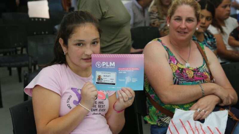 La Provincia protege lo que la Nación recorta Marinucci entregó PLM, cascos, bicicletas y reforzó la seguridad vial