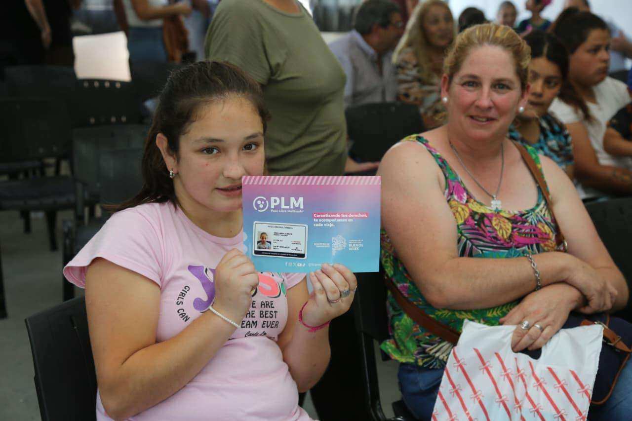 La Provincia protege lo que la Nación recorta Marinucci entregó PLM, cascos, bicicletas y reforzó la seguridad vial