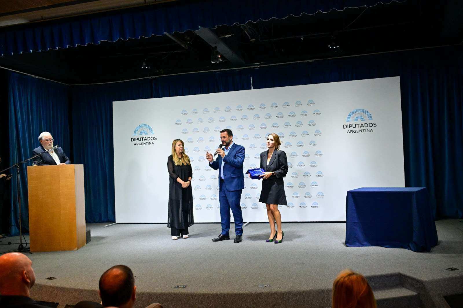 Reconocimiento nacional a la estrategia de innovación de Escobar