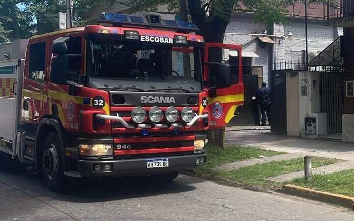 Principio de Incendio en una subestación de Edenor de Belén de Escobar