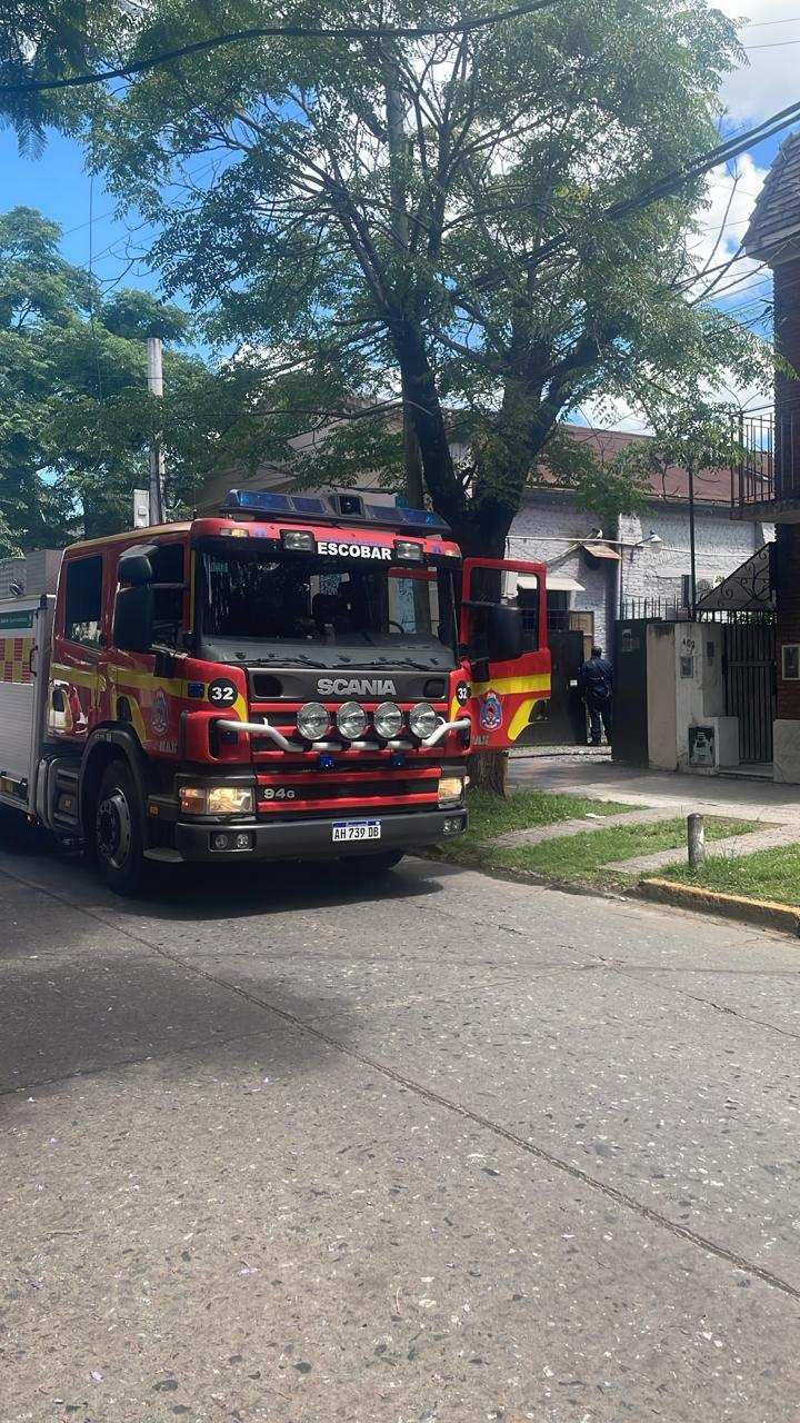 Principio de Incendio en una subestación de Edenor de Belén de Escobar
