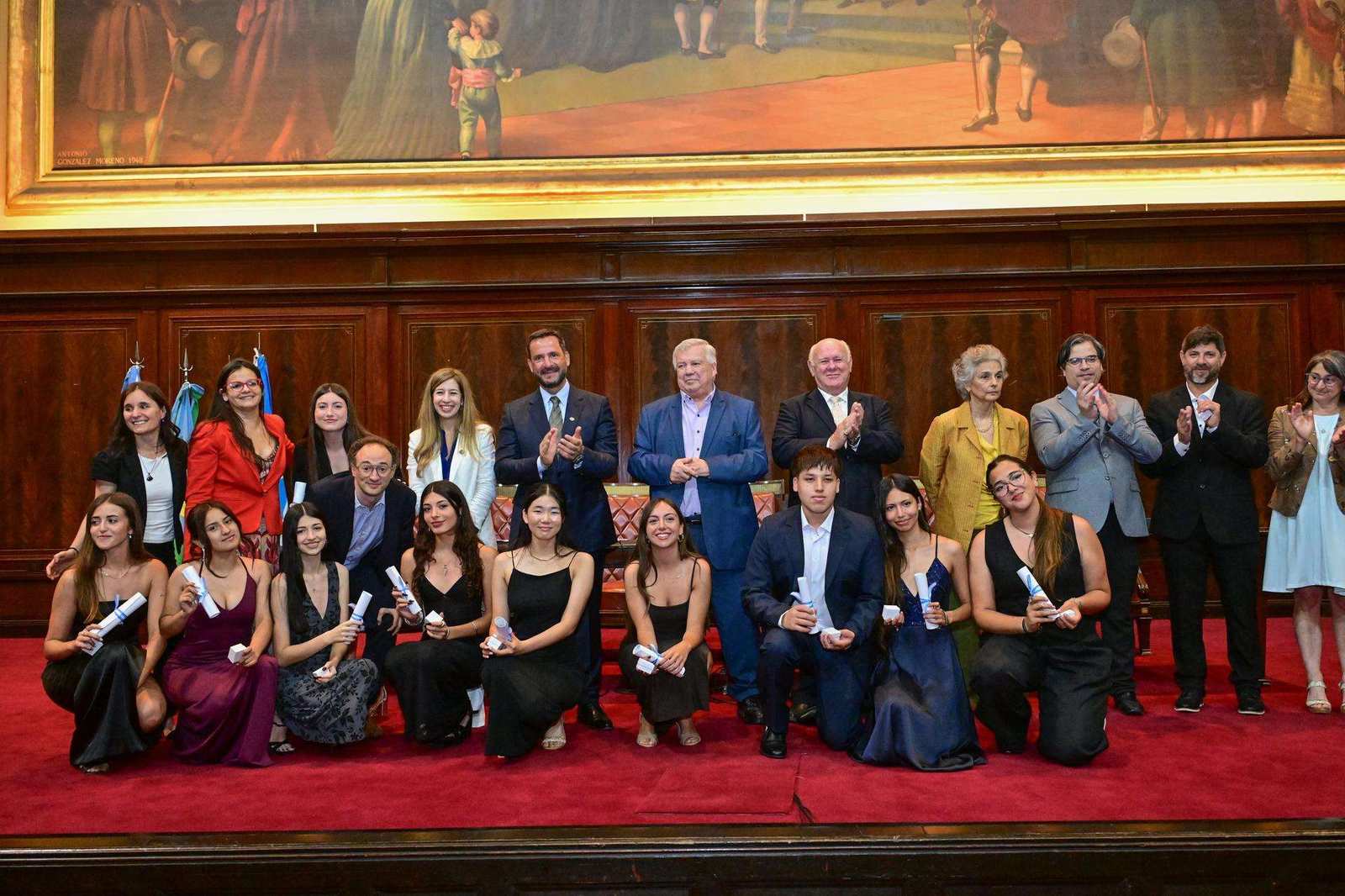 Emotivo acto en la UBA: los primeros egresados del Colegio Ramón Cereijo recibieron sus diplomas