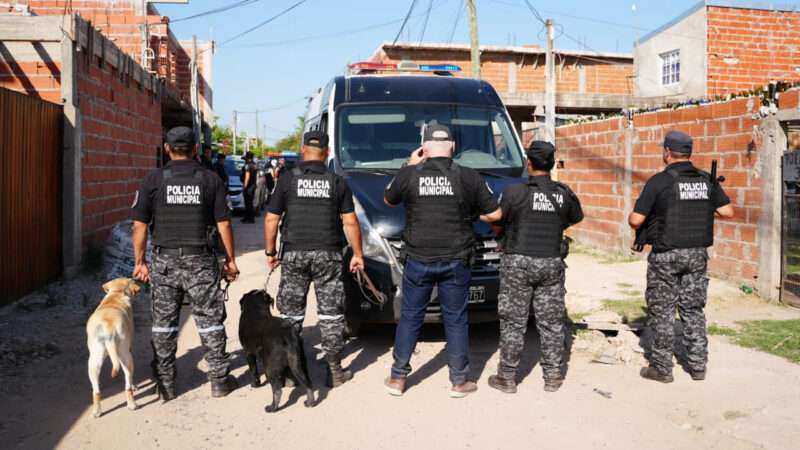 Savio: 950 dosis de cocaína secuestradas y dos detenidos gracias a una denuncia anónima recibida en el 0800 municipal