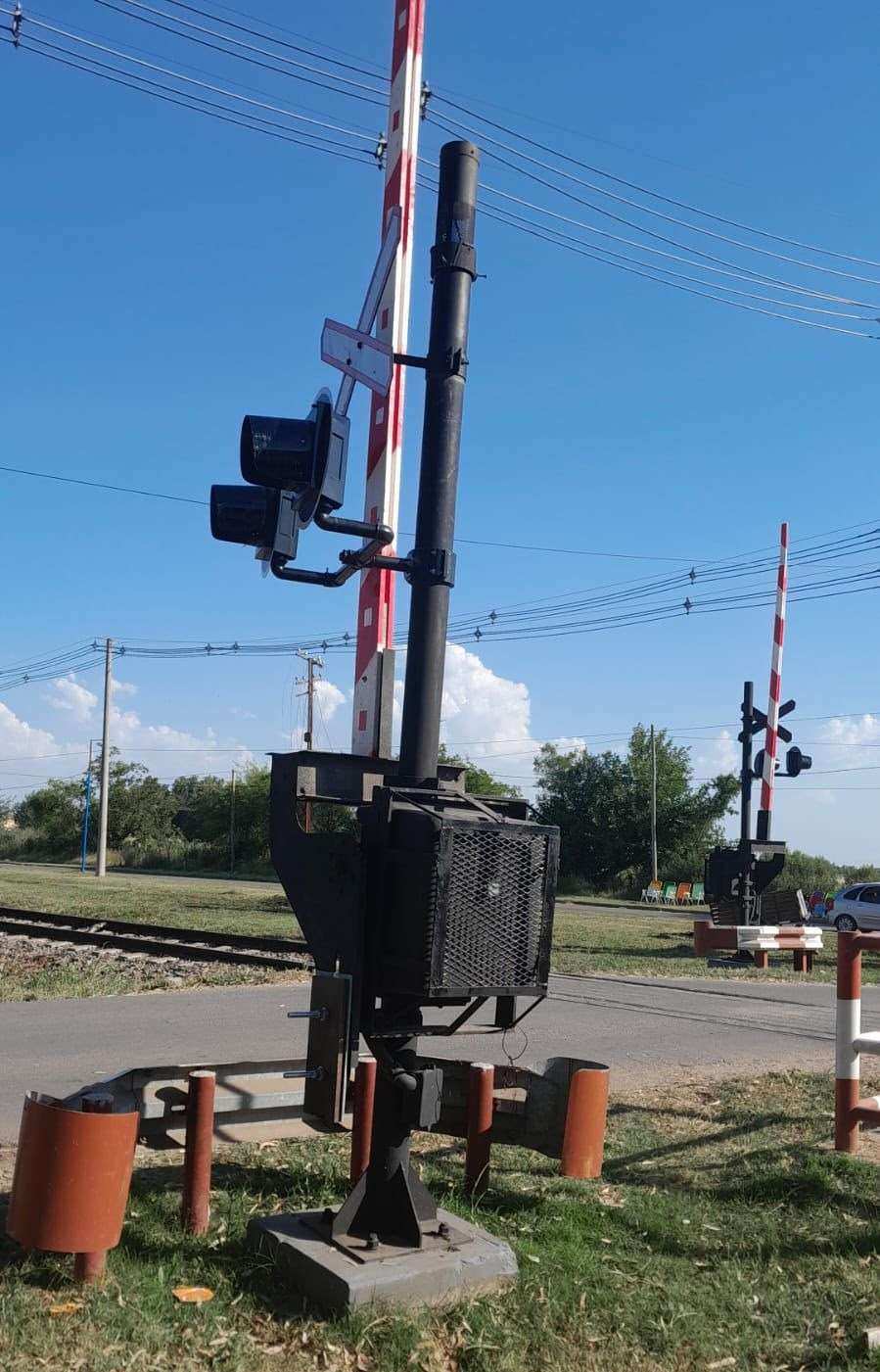 Matheu: nuevas barreras automáticas en el paso a nivel de El Caballito Blanco y Nazarre