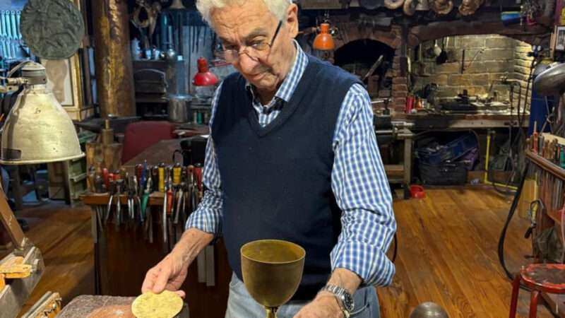 El Mercado de Oportunidades suma otra atracción: el domingo se exhibirá el Cáliz de la Paz que se le entregará al Papa en el Vaticano