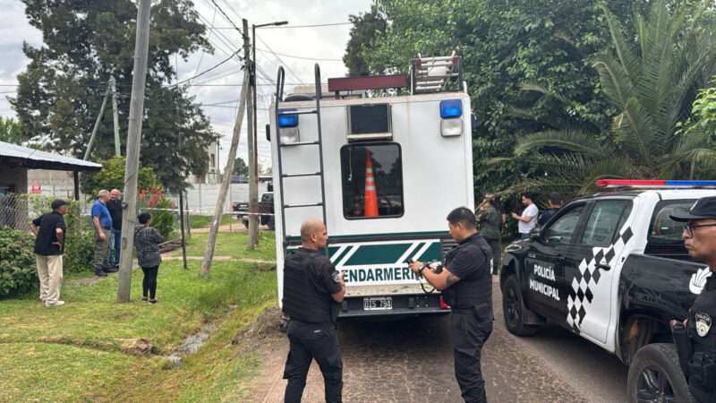 La Policía Municipal redujo a un hombre drogado que causaba destrozos en una casa: luego murió de sobredosis