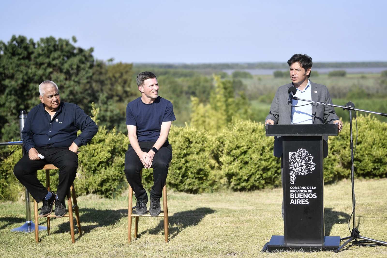 Kicillof advirtió sobre la fuerte caída del consumo y el turismo: “Necesitamos volver a promover el trabajo y la producción local”