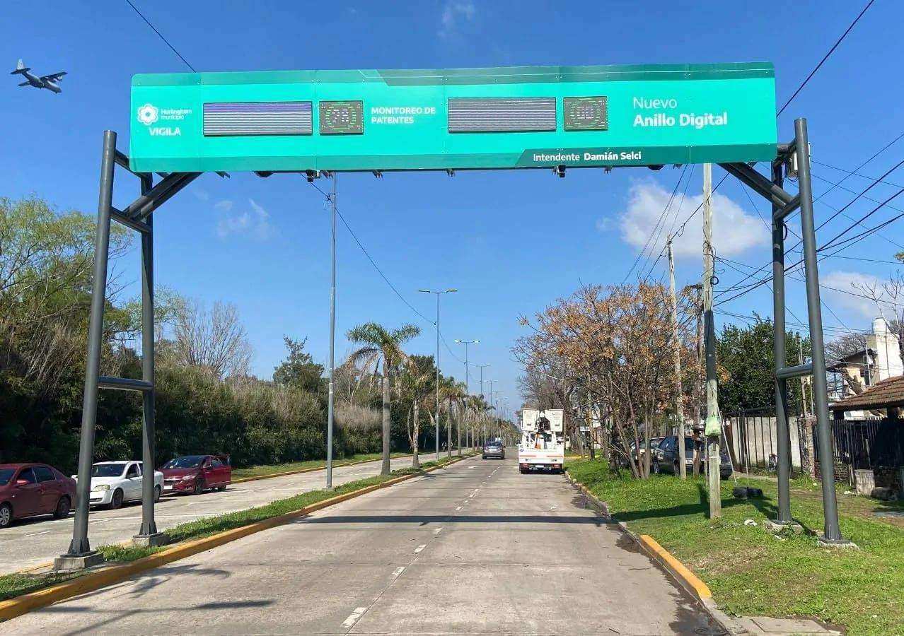 Hurlingham refuerza la seguridad: el nuevo anillo controla 200.000 vehículos diarios y se integra a 1.000 cámaras barriales