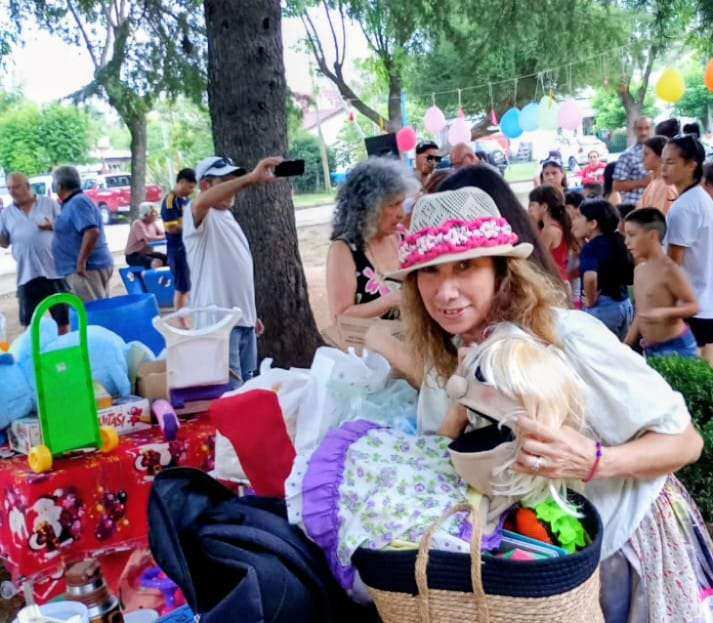 Celebración del Día de Reyes en la Plazoleta del Barrio Lambaré