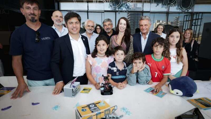 Kicillof recorrió la muestra “Vidas submarinas: ciencia, arte y soberanía” en el Museo MAR de Mar del Plata