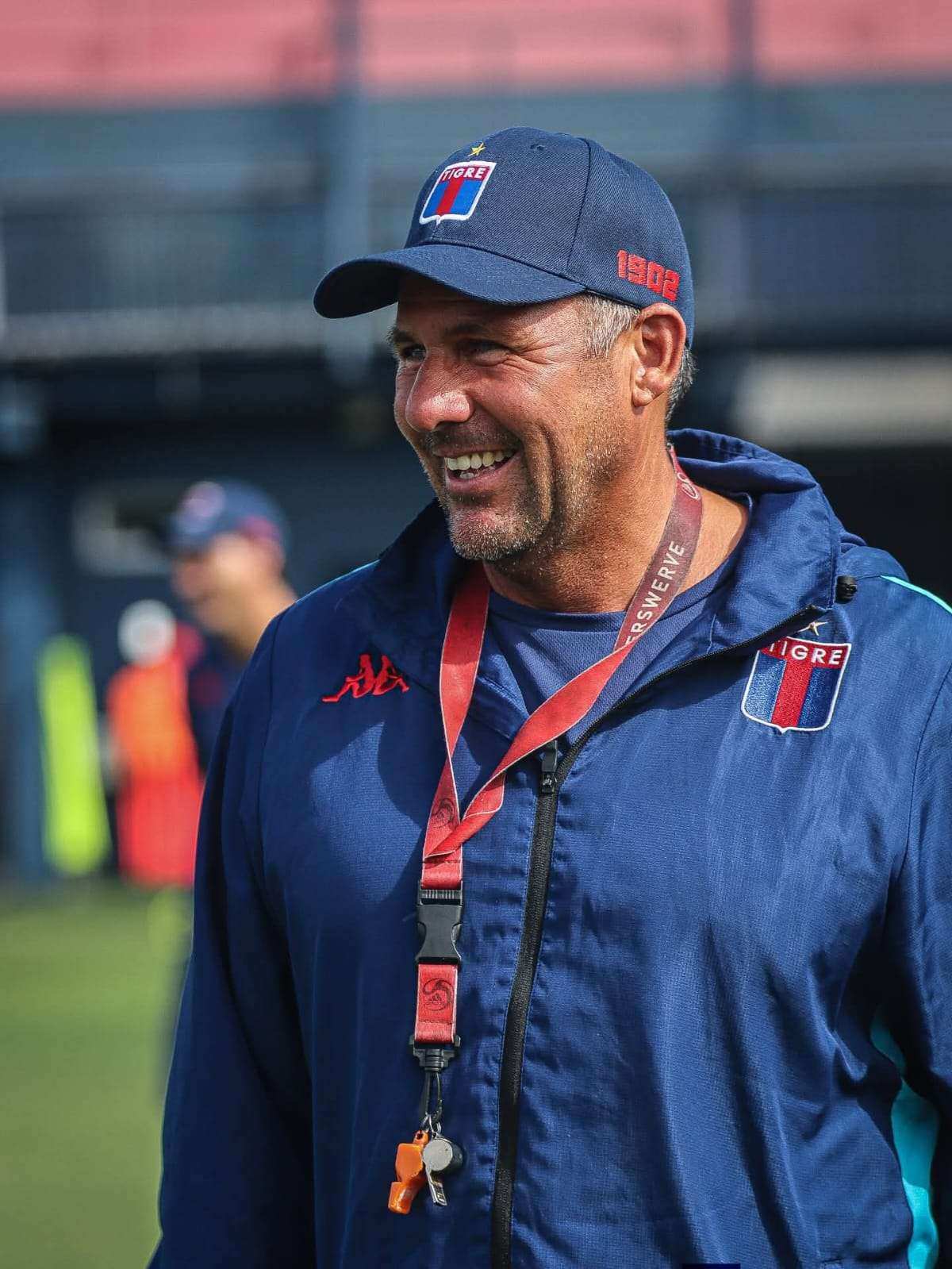 Dabove bajó un mensaje claro: “La prioridad es el campeonato local”