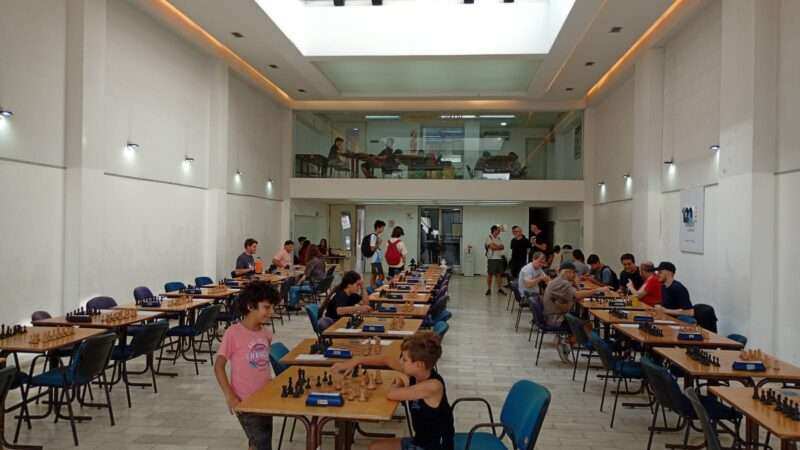Más de 50 jugadores disputan el IRT Vacaciones de Verano en Ajedrez Martelli