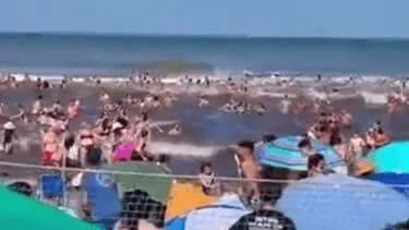 Tragedia en Santa Clara del Mar: una ola gigante arrastró y mató a una persona