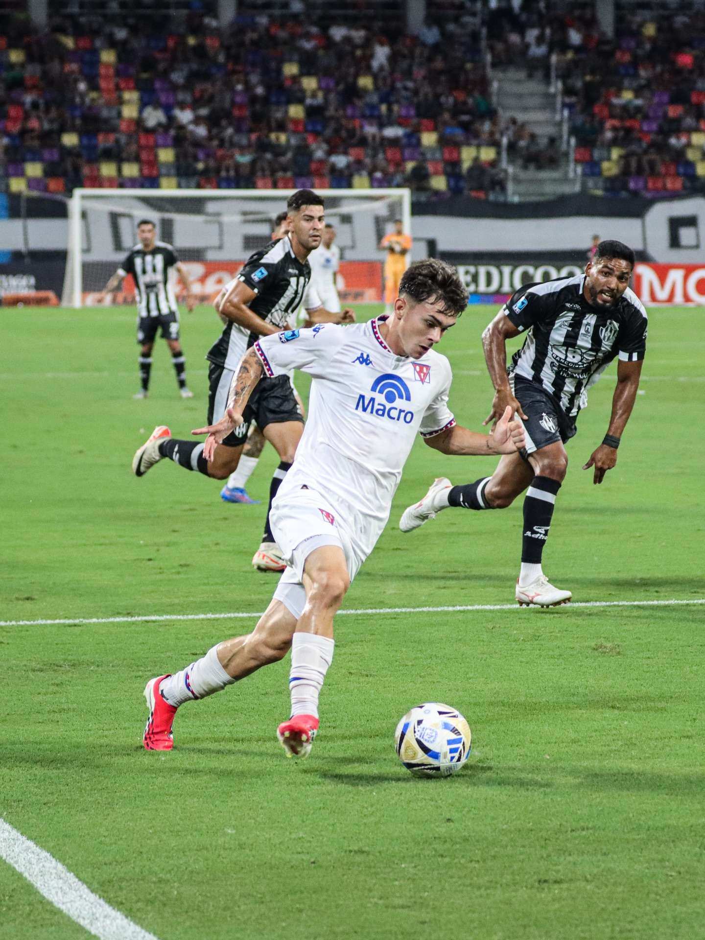 Tigre rescató un punto en Santiago del Estero y sigue sumando fuera de casa