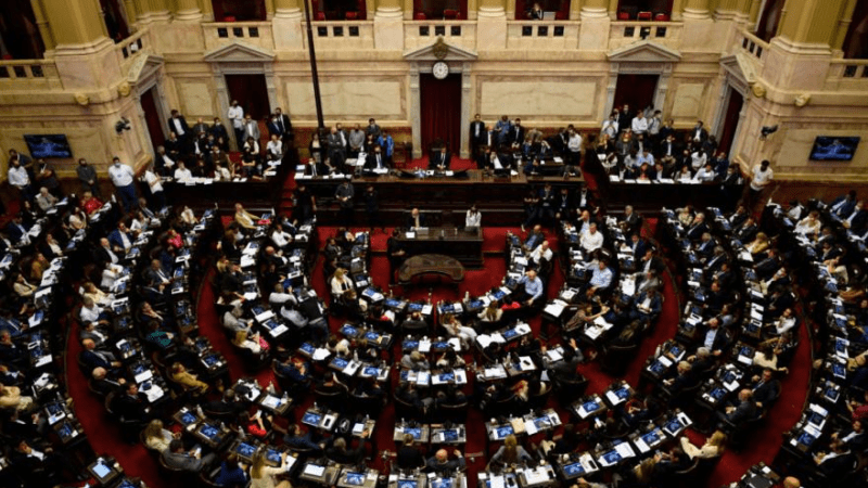 Opinión pública y reformas: respaldo a bajar la edad de imputabilidad y cautela frente a cambios institucionales