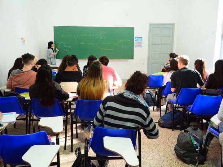 Plan FinEs: inscripciones abiertas para terminar el secundario