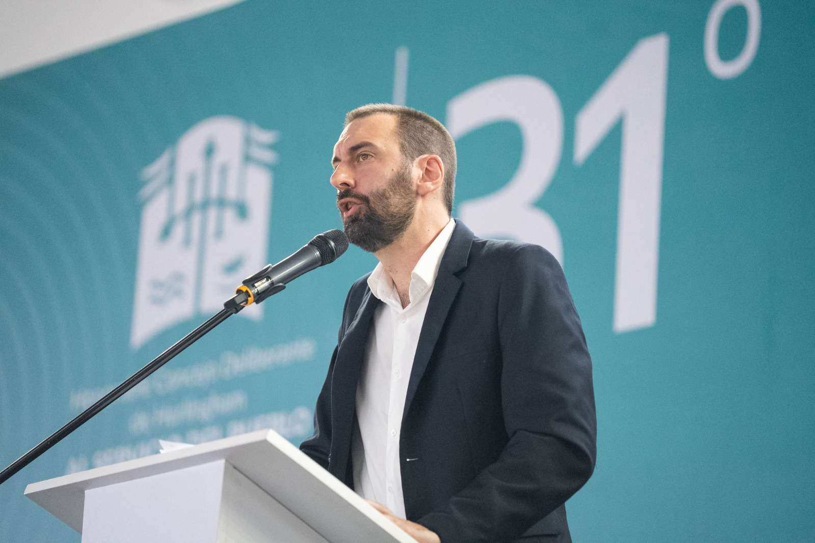 Selci abrió las sesiones en Hurlingham con anuncios de seguridad, obras y una campaña para limitar el uso del celular en la infancia