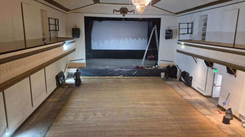 Avanzan las obras de renovación en el Teatro Seminari con importantes mejoras en su sala principal