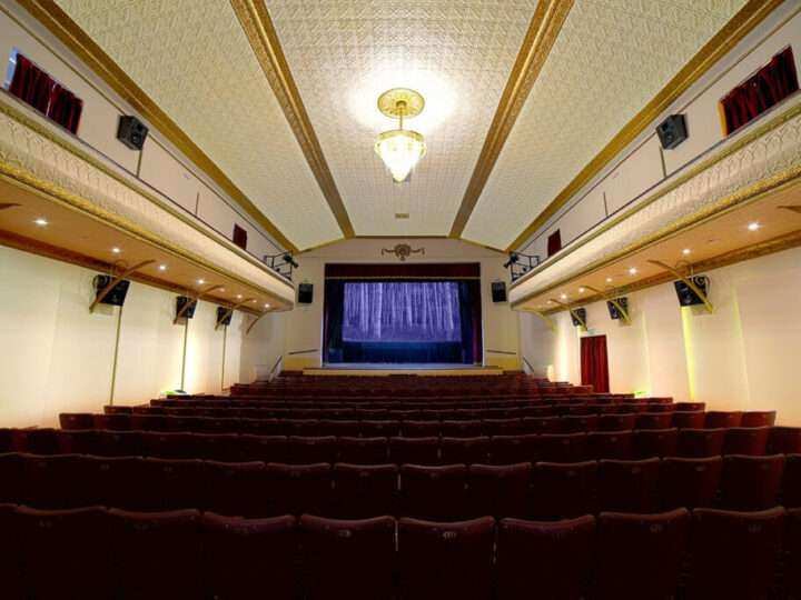 El Seminari se renueva: cambio de butacas y puesta en valor de toda la sala