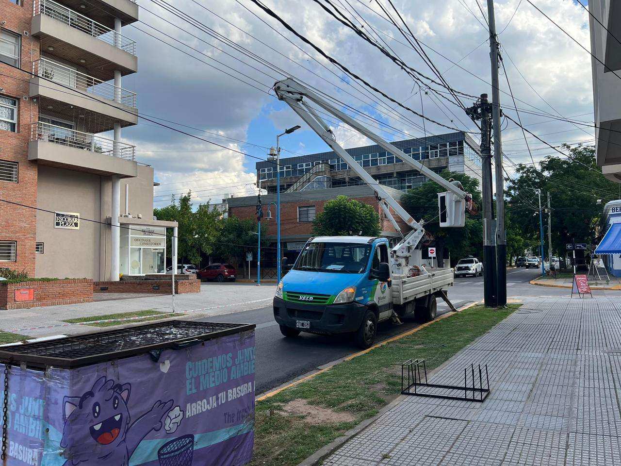 El Municipio de Escobar retiró 2,5 km de cableado peligroso y sancionó a siete empresas