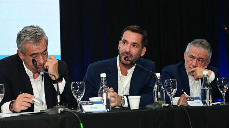 Sujarchuk, protagonista del encuentro federal de intendentes en el que se planteó la asfixia financiera a los municipios