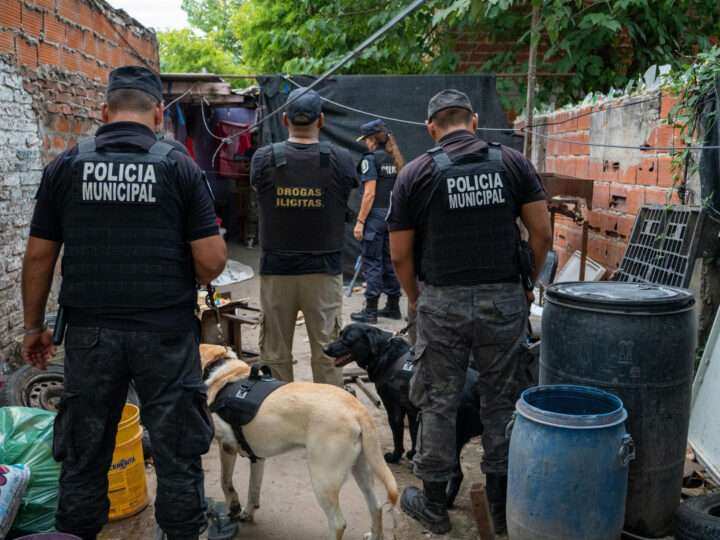 Allanamientos en Garín: desarticulan un punto de venta de droga y secuestran más de 400 dosis de cocaína