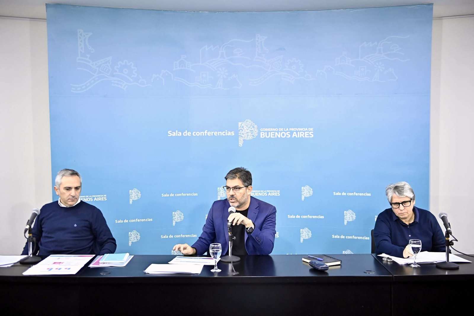 Tensión entre el gobierno nacional y la provincia: denuncia por desfinanciamiento y llamado a la acción en políticas sociales y educativas