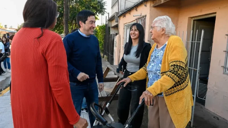 Nardini inauguró 4 nuevas calles en el barrio Estudiantes de Grand Bourg