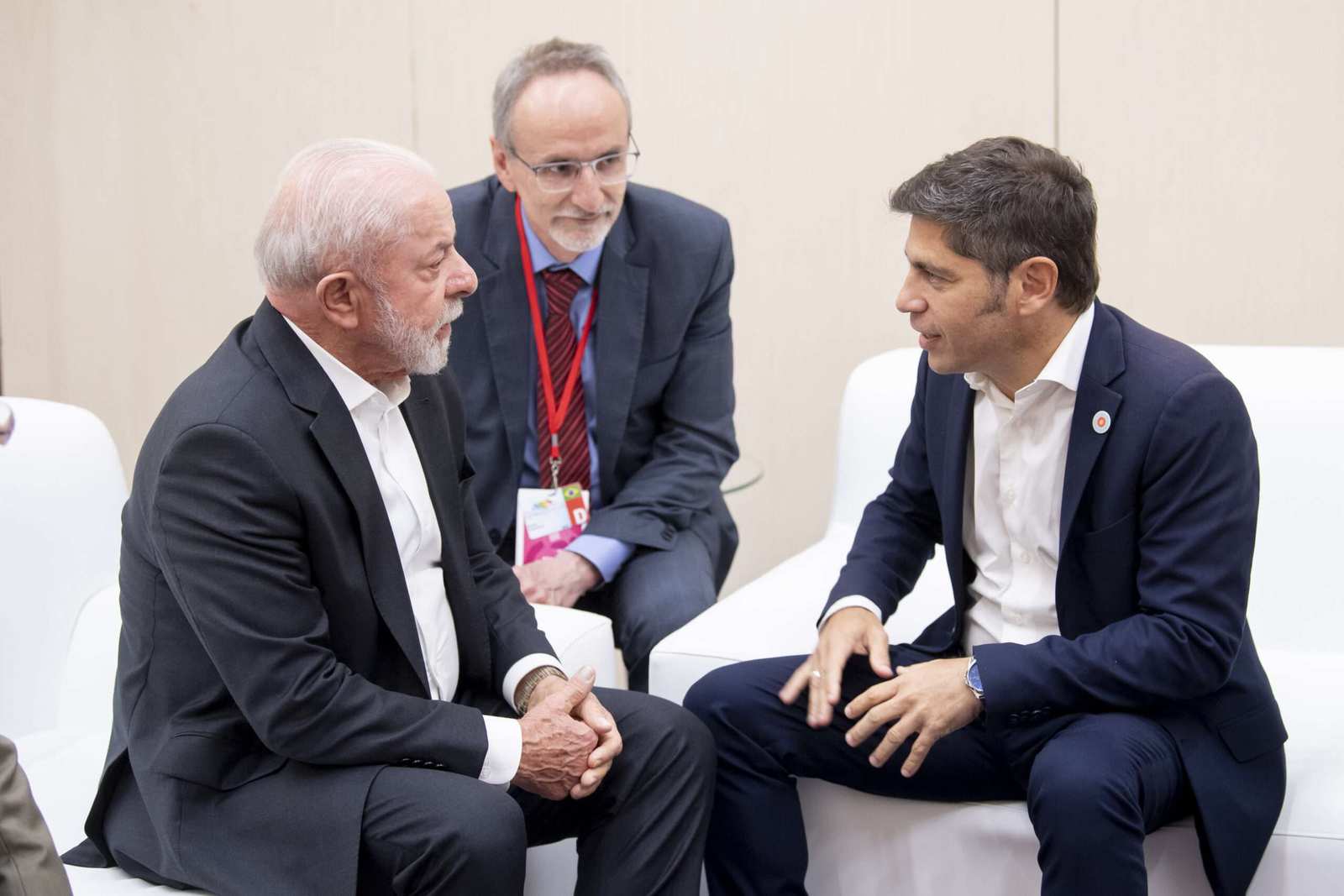 Kicillof: “Hay otro camino que no es el de la guerra, la crueldad y el abandono”