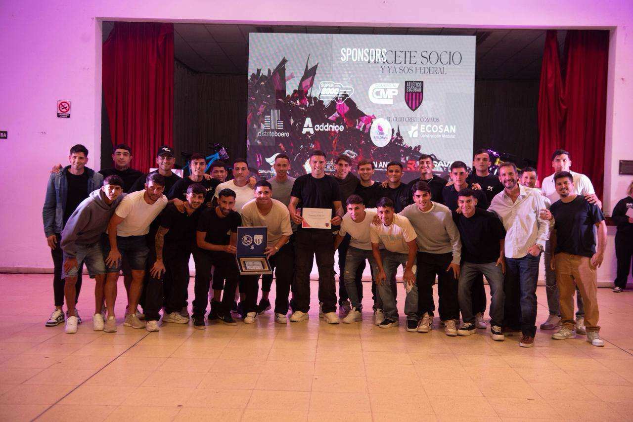 Más de 350 personas celebraron el pasado, presente y futuro de Atlético Escobar